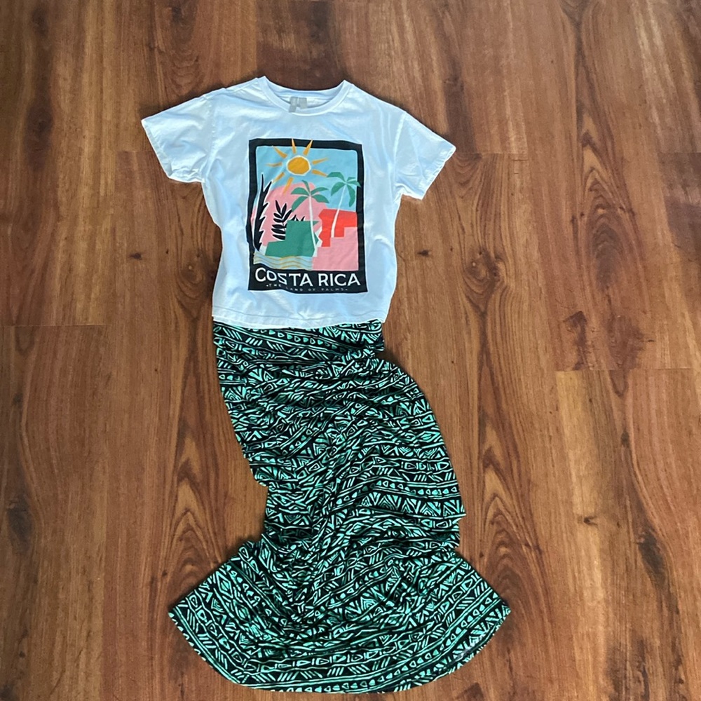 ASOS tshirt - Picture 2 of 5